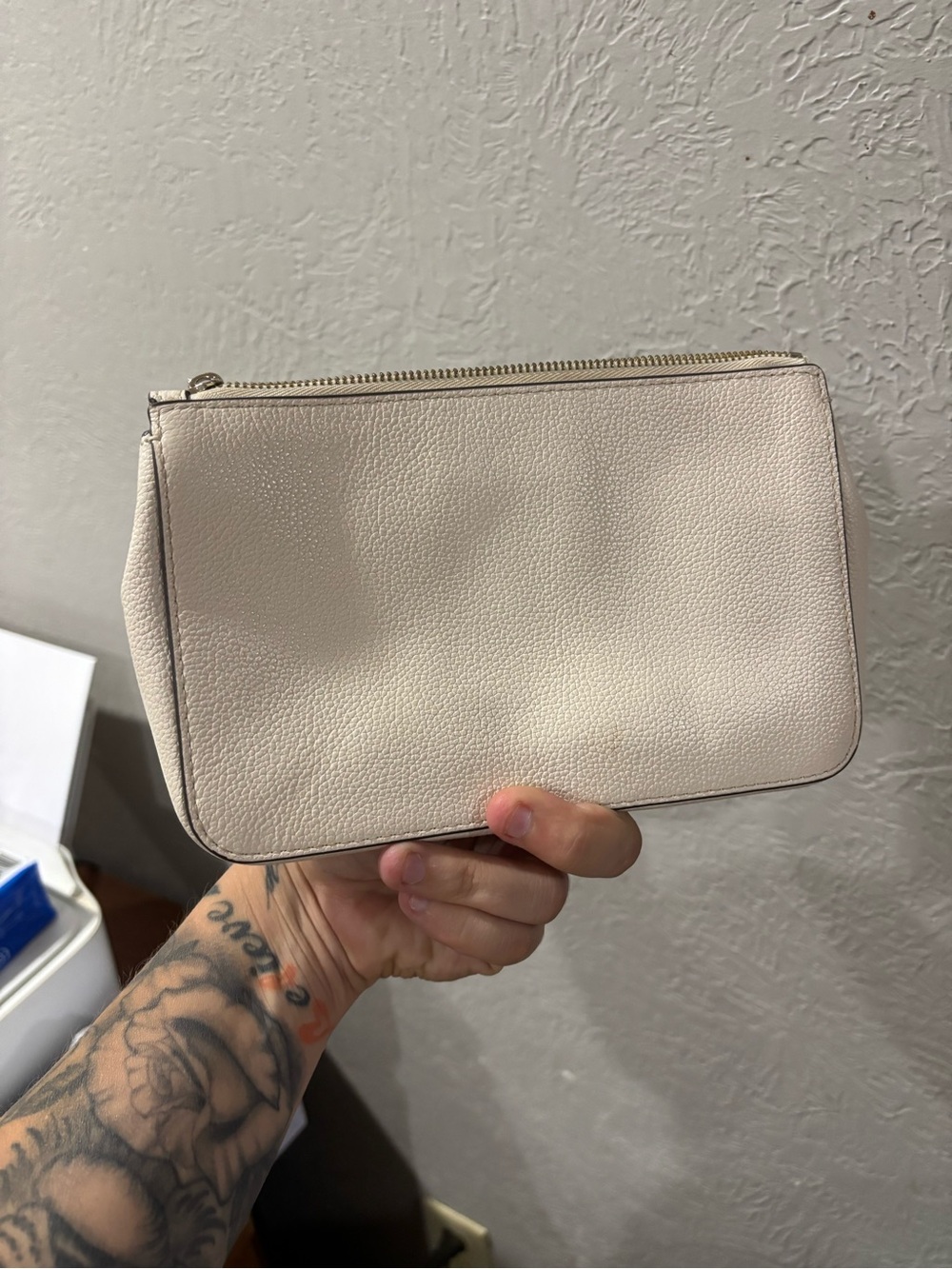 Kate Spade Leila Small Flap Crossbody Bag Light Sand Leather Purse K828 - Picture 2 of 6